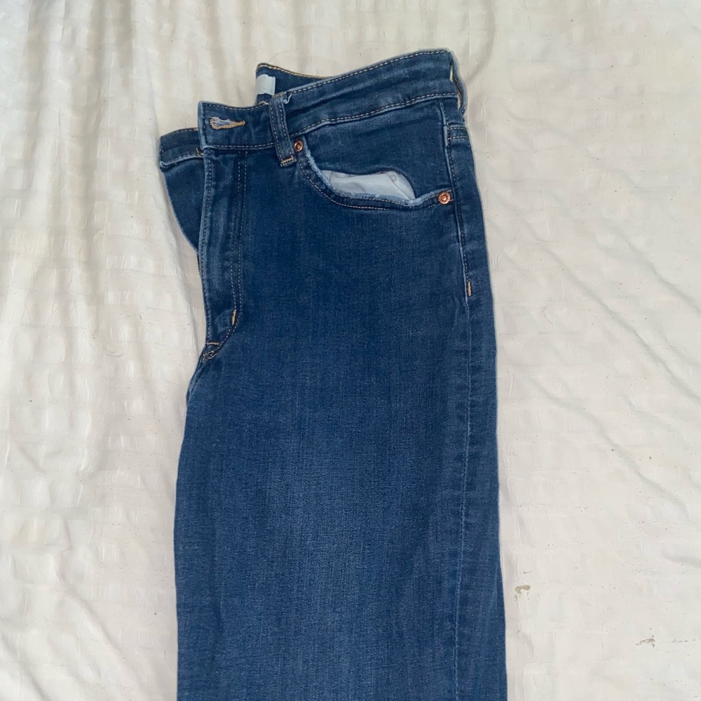 H and M straight leg blue jeans size 8